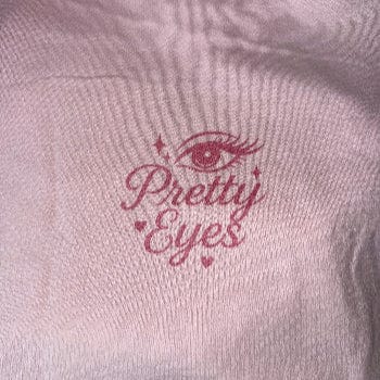 Pretty Eyes – Organic Cotton Hoodie (Centered Pink Logo/DS) - Arissai